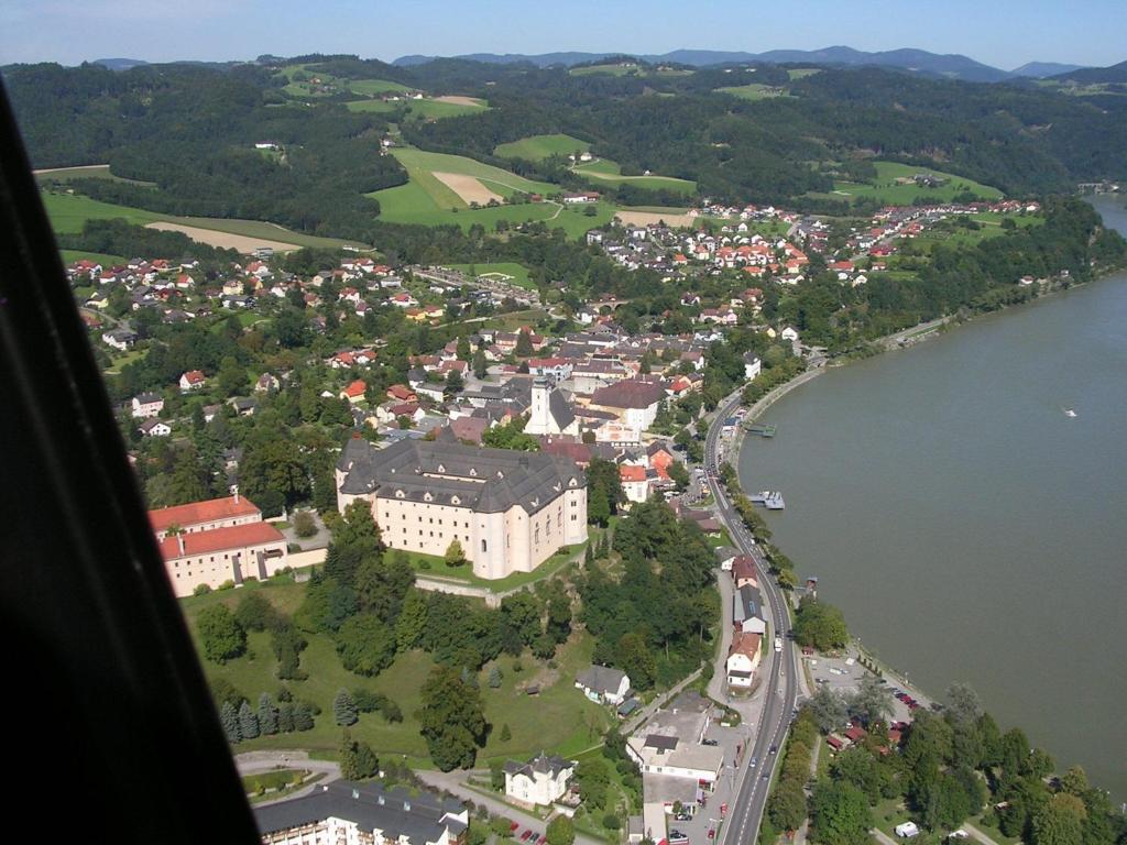 Haus Kloibhofer Hotel Grein Exterior photo
